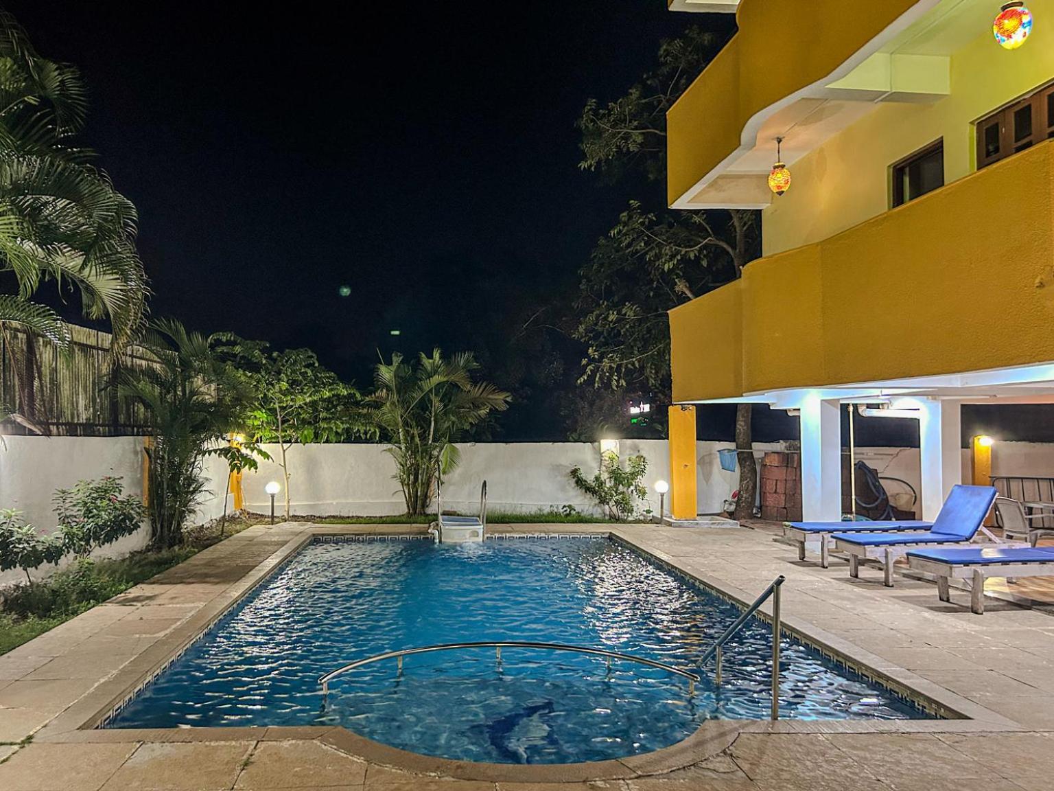 La Costa Residency Hotell Anjuna Exteriör bild